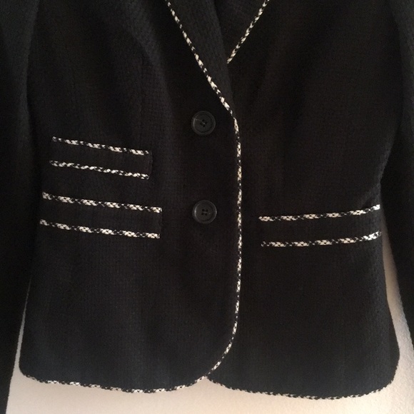 Ann Taylor blazer - Picture 2 of 5